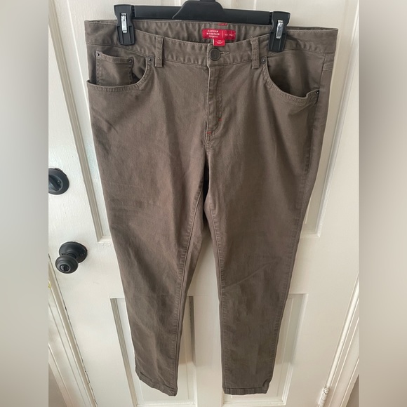 Woman's EMS Pants Size 12 - Picture 1 of 4